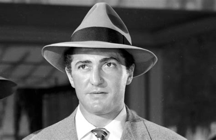 Unveiling The Legacy Of Sheldon Leonard: A Master Of Entertainment