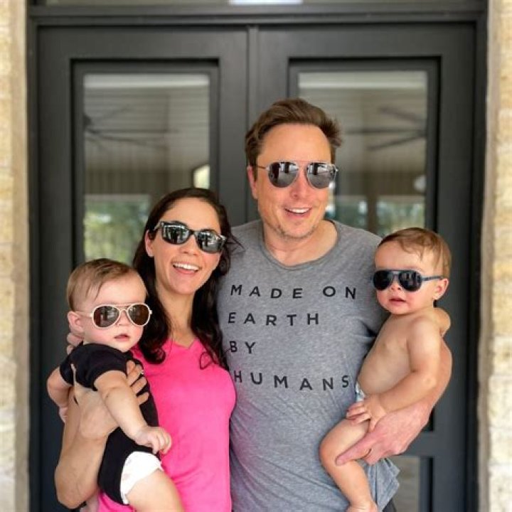 Shivon Zilis Husband, Elon Musk, Twins, Net Worth |