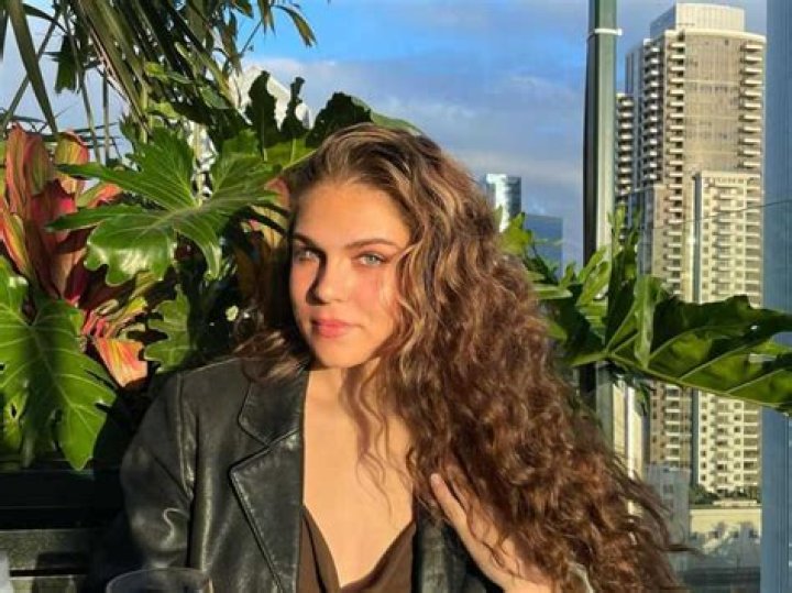 Unveiling The Life And Journey Of Sierra Oakley