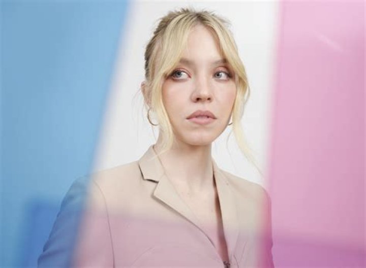 The Rising Star: Sweeney Actress In The Spotlight