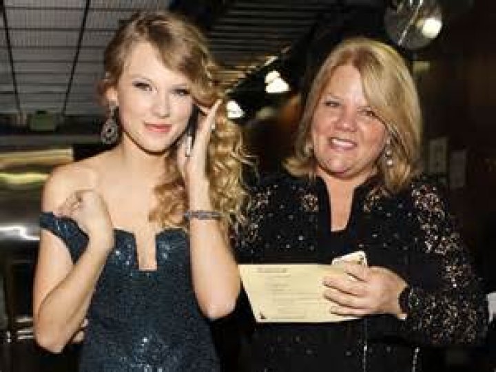 Taylor Swift's Mom: The Woman Behind The Legend