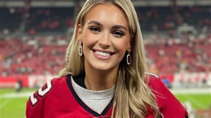 Unveiling Tom Brady's New Girlfriend: A Fresh Chapter In His Love Life