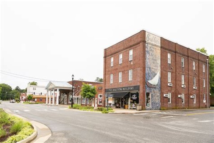 Exploring The Life And Legacy Of Val Matthews In Virginia