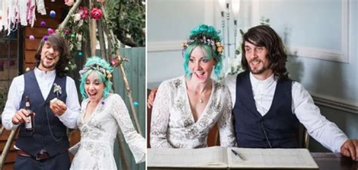 Unveiling The Mystery: Who Is Zoe Perry Married To?