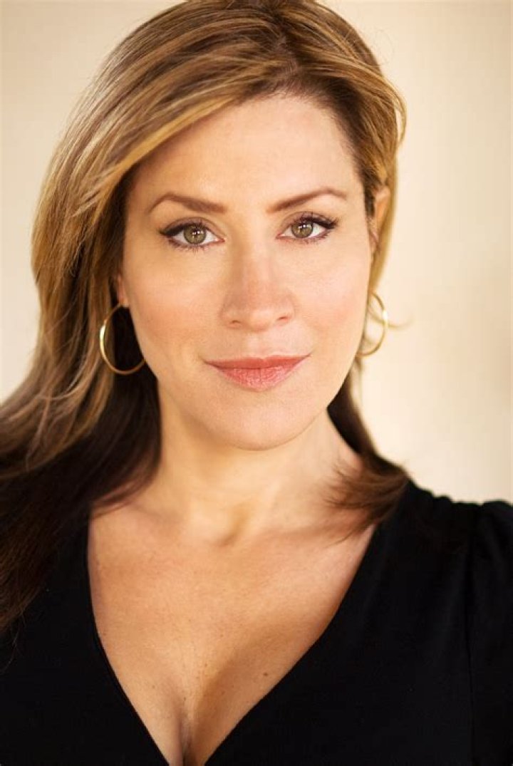 Discover The Early Life Of Lisa Ann Walter As A Young Star